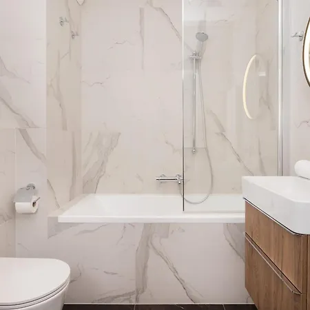 Elegant With Balcony And Air Conditioning In By Renters * Gdańsk