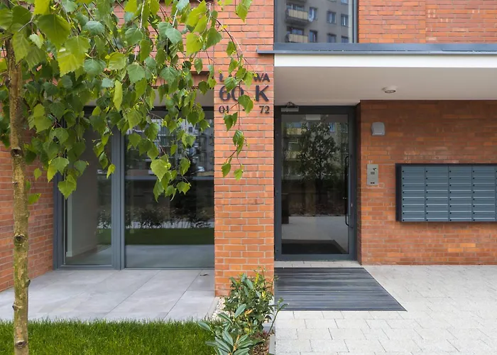 Elegant With Balcony And Air Conditioning In By Renters 公寓 *